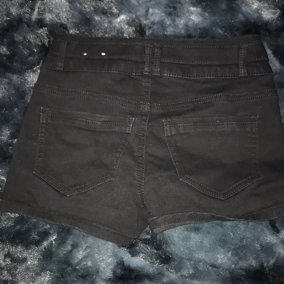 Jean Shorts - Picture 2 of 3